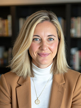 Headshot of Jennie Welch.